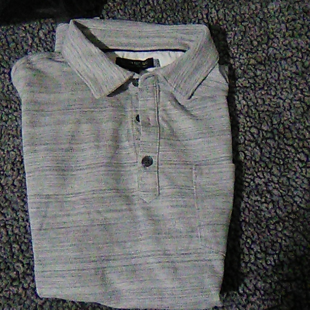 Banana republic size large polo shiry